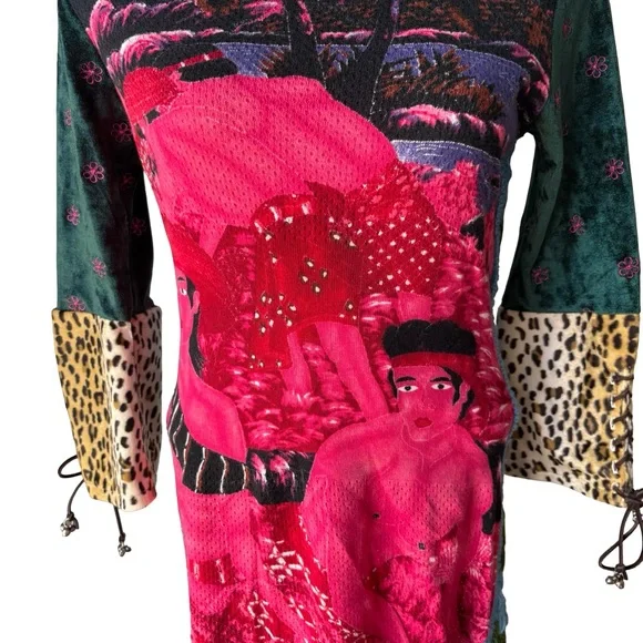 Vintage CUSTO BARCELONA Artistic Psychedelic
Print Velvet Top, Sz L (runs small) - Picture 7 of 13